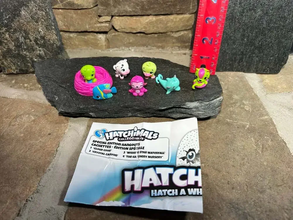 Hatchimals lot of 7 with pink nest